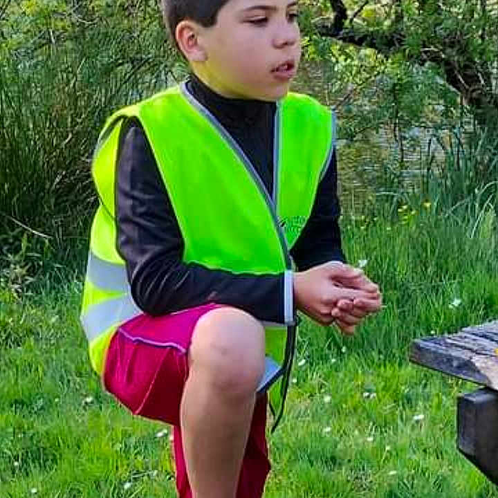 Nolan a rejoint le concours — aidez-le/la à gagner de superbes lots ! backyard, bbq, boy, child, clothing, face, grass, head, male, nature, outdoors, person, photography, plant, portrait, shorts, tree, vegetation, vest, yard