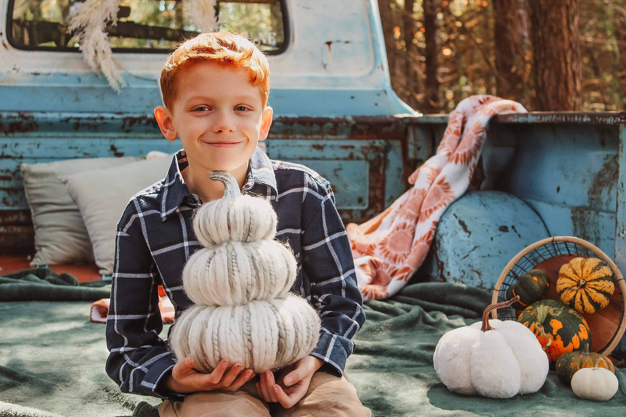 Joe-lacy is registered to the contest to win money with this photo: calabaza, child, cucurbita, food, fruit, gourd, happy, joy, leisure, local_food, natural_foods, person, plant, produce, pumpkin, sitting, smile, squash, vegetable, whole_food