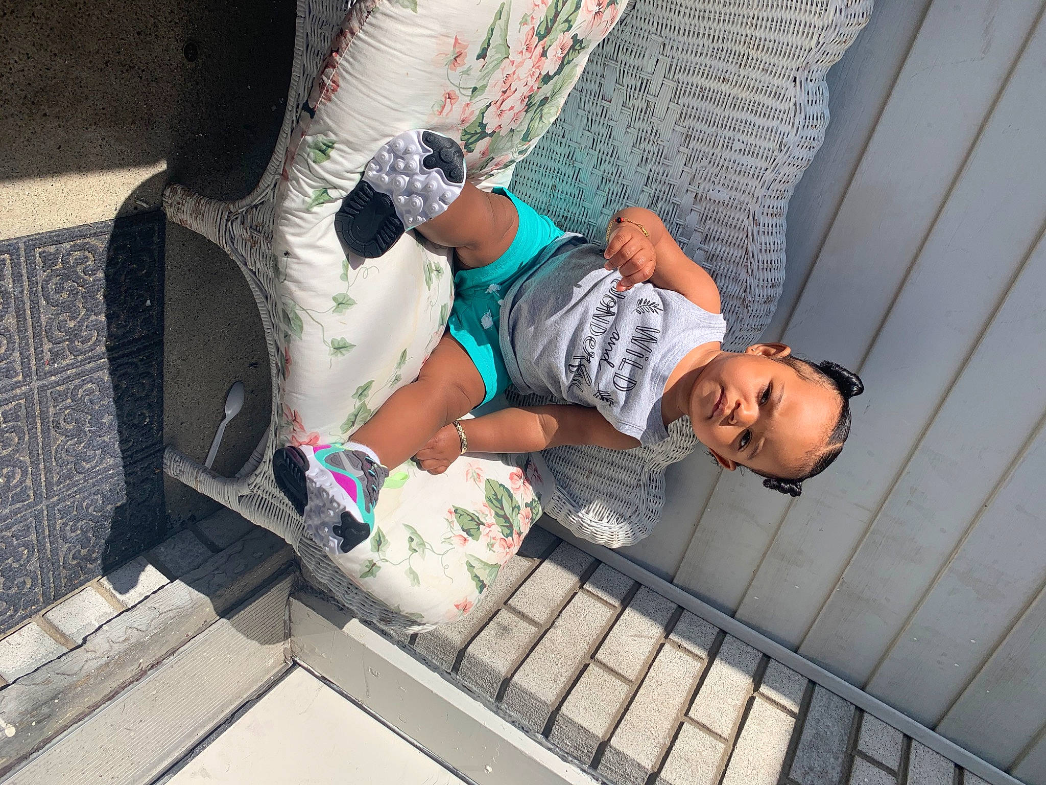 Avaya joined the competition — help win amazing prizes! leg, person