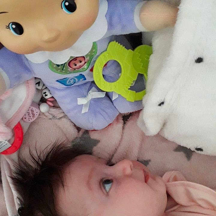 Nayah participe au concours pour gagner de l'argent avec cette photo : baby, bedtime, cheek, child, doll, skin, stuffed_toy, toy