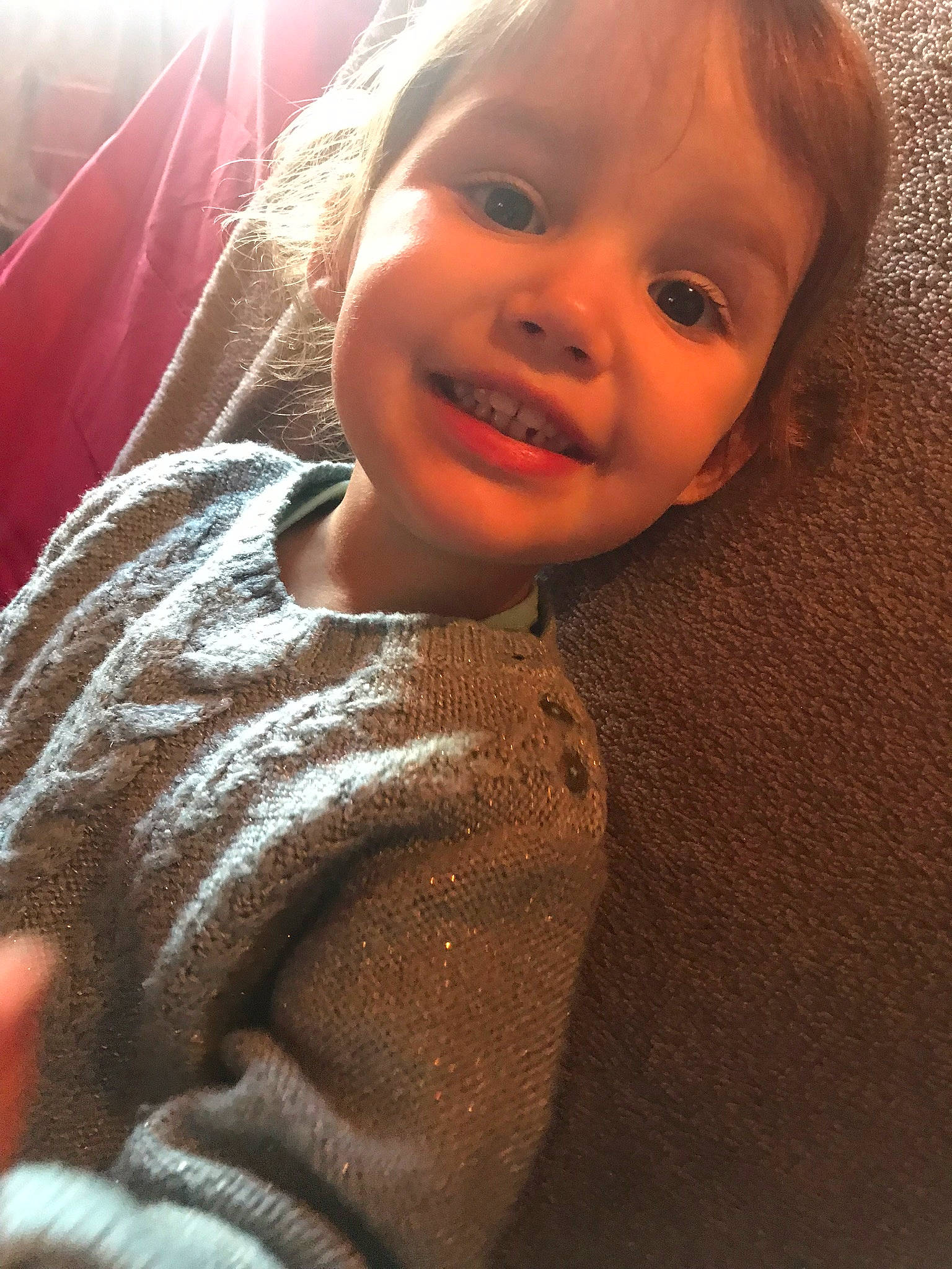 Myla a rejoint le concours — aidez-le/la à gagner de superbes lots ! cheek, child, eye, eyebrow, eyelash, face, flash_photography, forehead, hairstyle, happy, head, iris, joy, lip, mouth, neck, nose, person, skin, smile