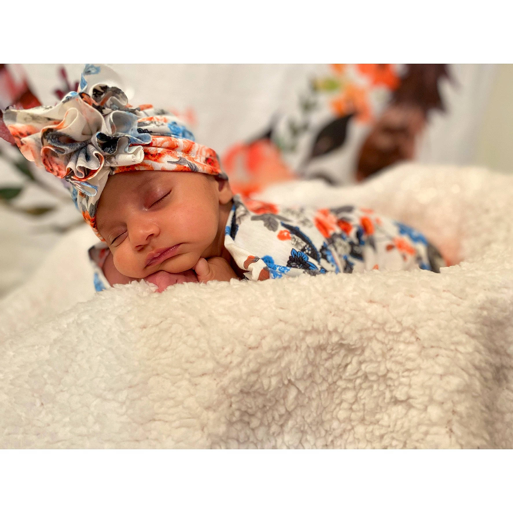 Iris is registered to the contest to win money with this photo: baby, baby_sleeping, baby_toddler_clothing, beanie, cap, comfort, eyelash, fashion_accessory, hair_accessory, happy, hat, headband, headgear, headpiece, headwear, jewellery, linens, neck, pattern, person