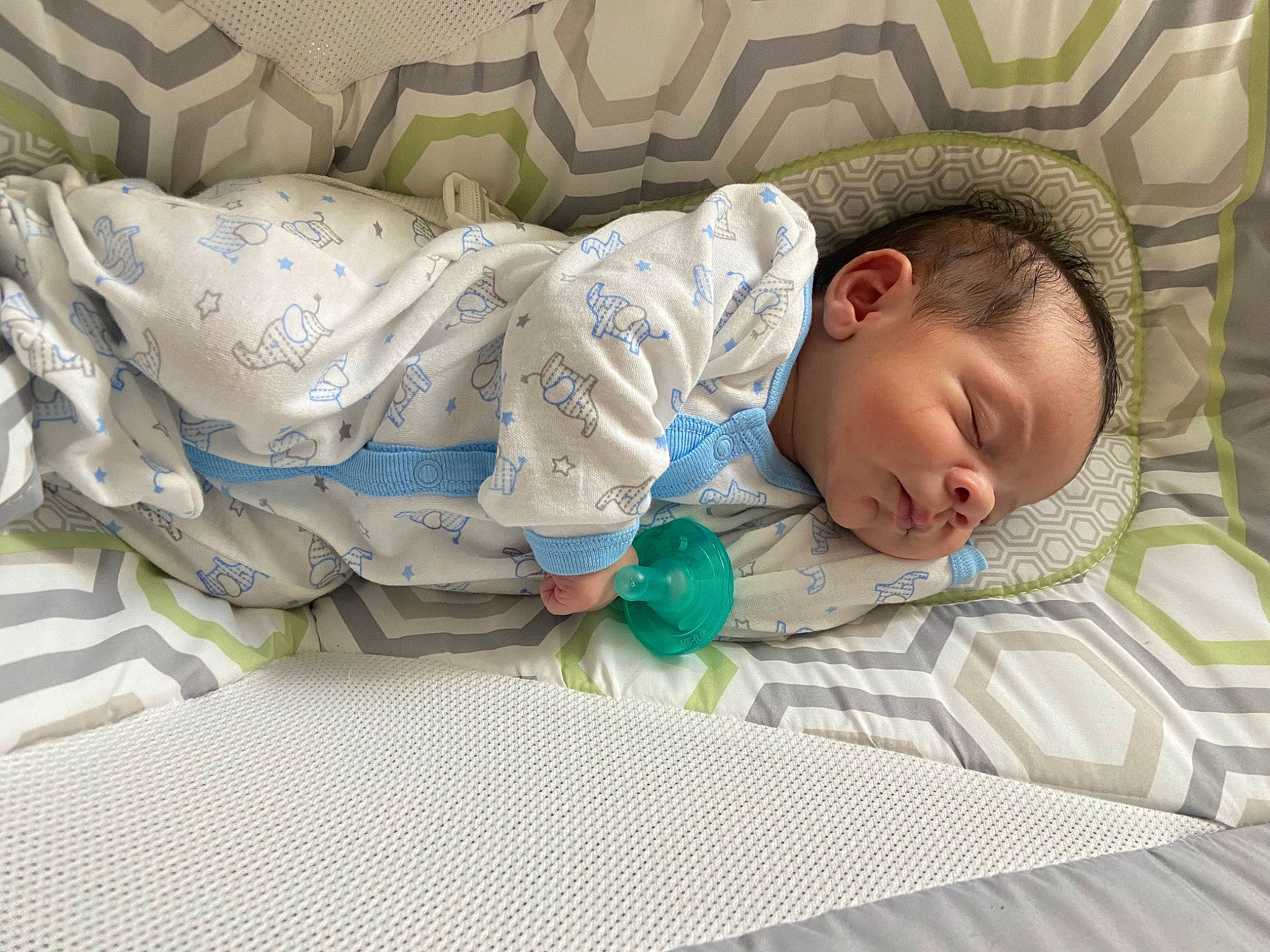 Braylen is registered to the contest to win money with this photo: baby, baby_products, baby_safety, baby_sleeping, baby_toddler_clothing, bed, bed_sheet, bedding, bedtime, blanket, child, comfort, infant_bed, linens, nap, pattern, person, room, sleep, toddler