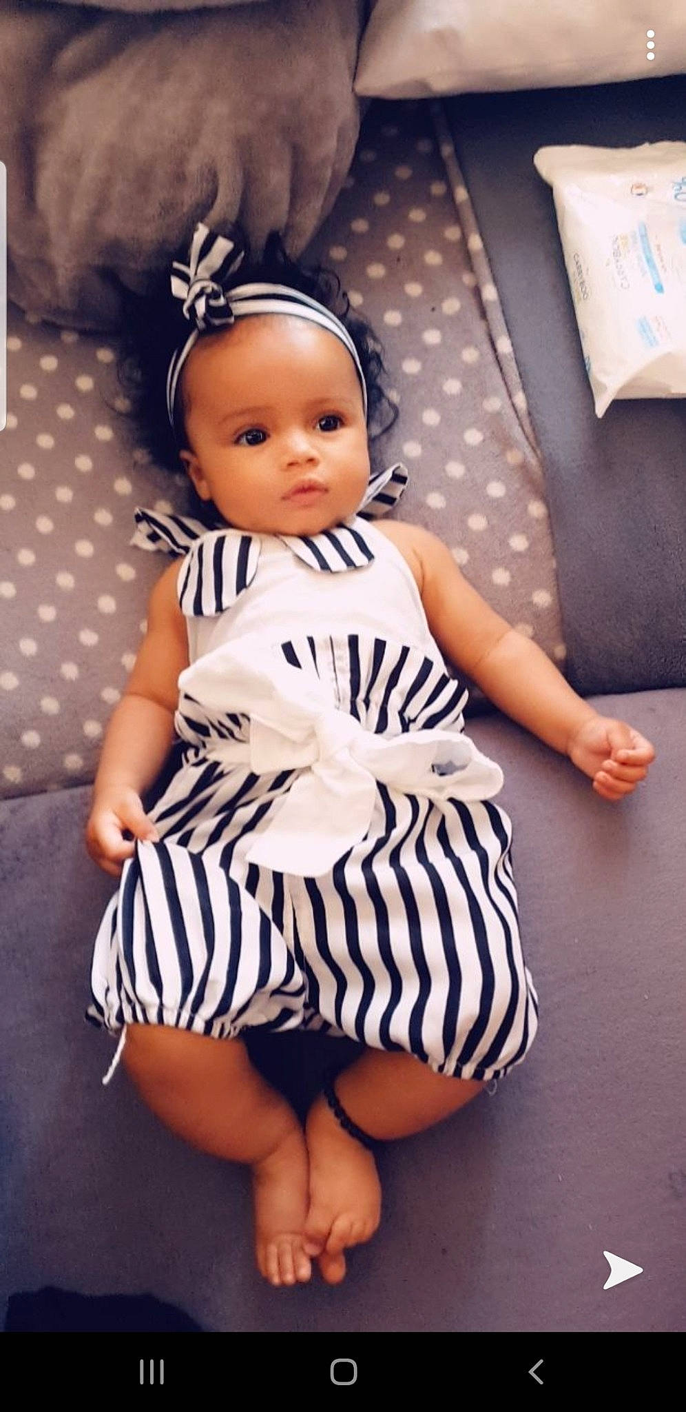 Anaë a rejoint le concours — aidez-le/la à gagner de superbes lots ! baby, baby_products, baby_toddler_clothing, child, child_model, clothing, dress, headgear, pattern, person, product, toddler