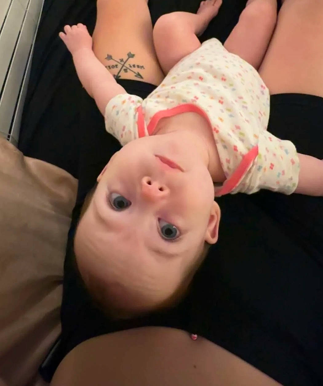 Lilliana is registered to the contest to win money with this photo: arm, chest, elbow, eyelash, finger, flash_photography, gesture, hand, human_body, joint, knee, leg, lip, mouth, nail, person, shoulder, skin, sleeve, stomach