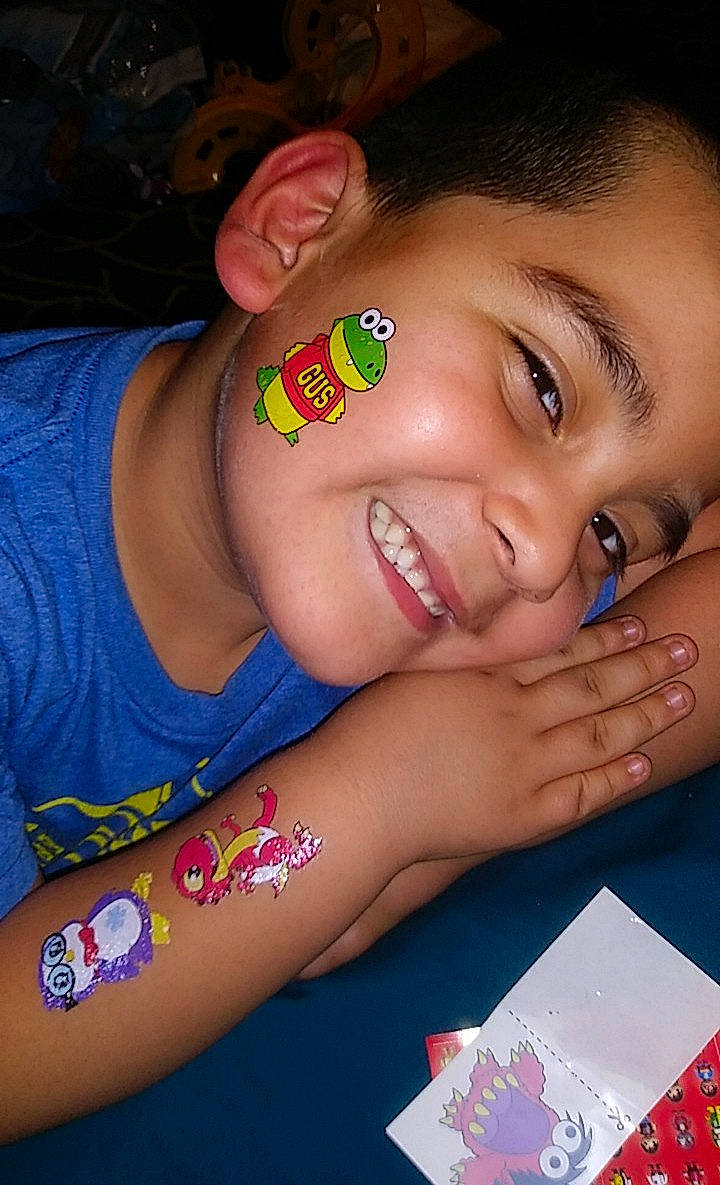 Daniel is registered to the contest to win money with this photo: arm, cheek, chin, close_up, design, eyebrow, face, finger, forehead, fun, hand, head, joy, lip, mouth, nail, nose, person, skin, smile