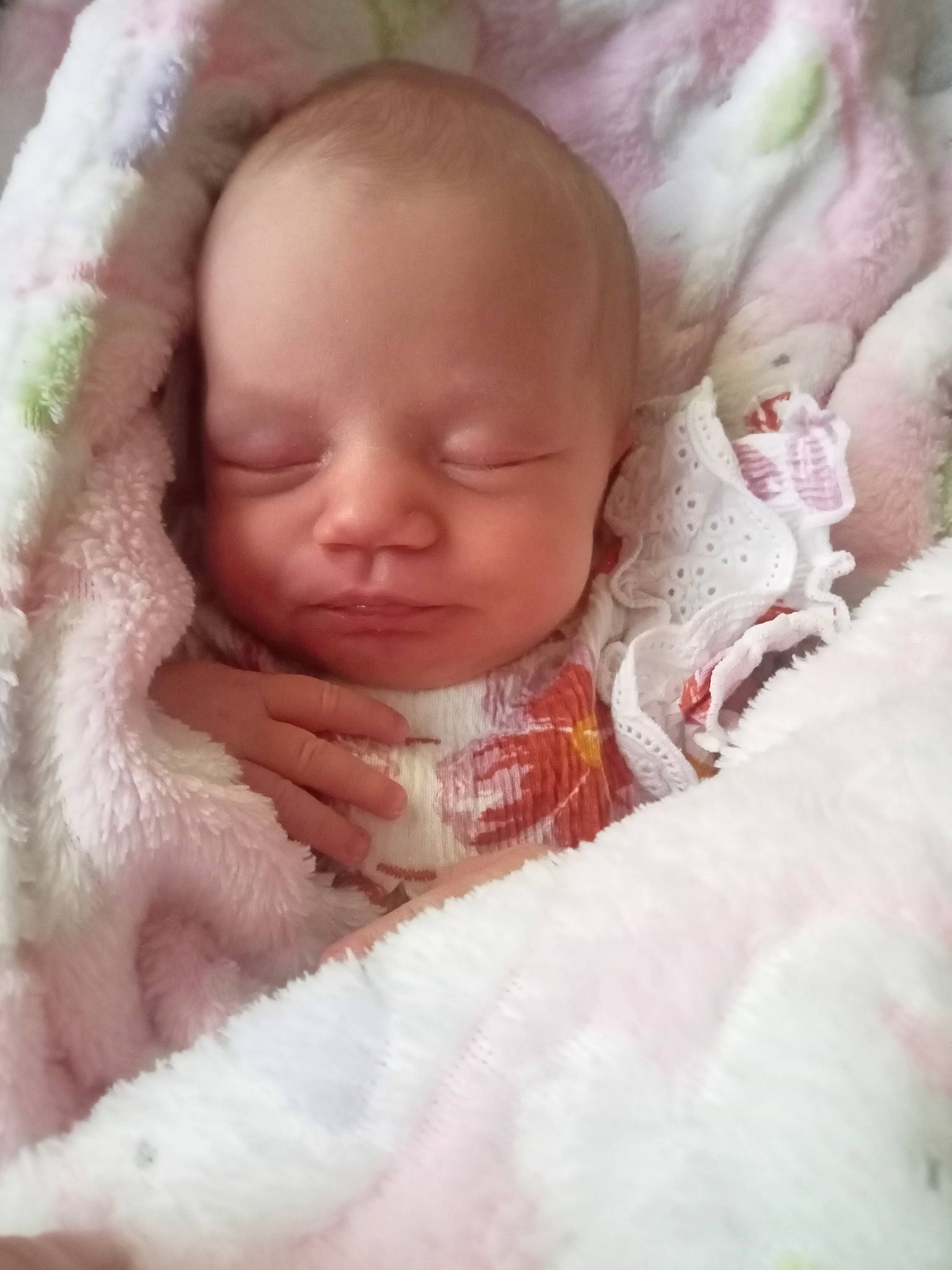 Amber is registered to the contest to win money with this photo: baby, baby_sleeping, baby_toddler_clothing, cheek, chin, close_up, comfort, eye, eyebrow, eyelash, hand, head, iris, linens, lip, mouth, nose, person, pink, skin