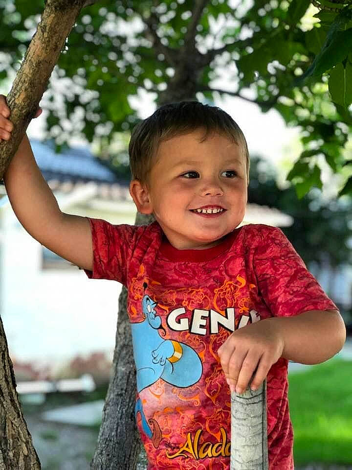 Conner joined the competition — help win amazing prizes! arm, botany, facial_expression, finger, gesture, green, hairstyle, hand, happy, joy, leaf, leisure, nature, people_in_nature, person, photograph, plant, skin, sleeve, smile