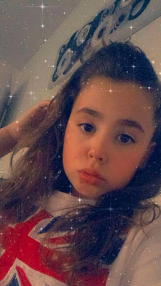 Taissia a rejoint le concours — aidez-le/la à gagner de superbes lots ! beauty, black_hair, cheek, cloud, cool, eye, eyebrow, eyelash, flash_photography, freezing, fun, hairstyle, happy, head, headgear, iris, lip, long_hair, nose, person