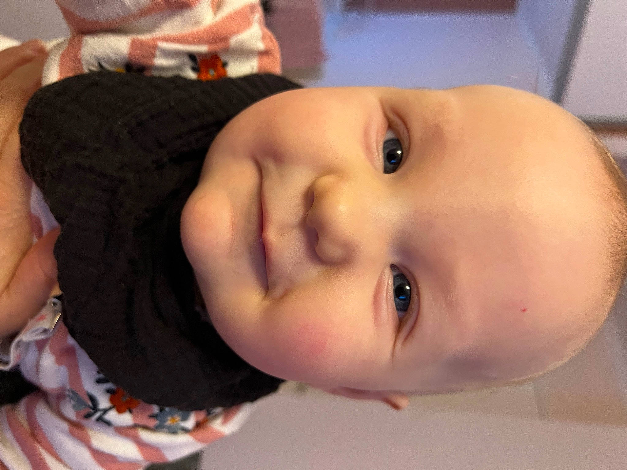 Daria participe au concours pour gagner de l'argent avec cette photo : baby, baby_toddler_clothing, bathing, beauty, cheek, chest, child, close_up, eyebrow, eyelash, fun, happy, headgear, iris, lip, nose, person, portrait_photography, skin, smile