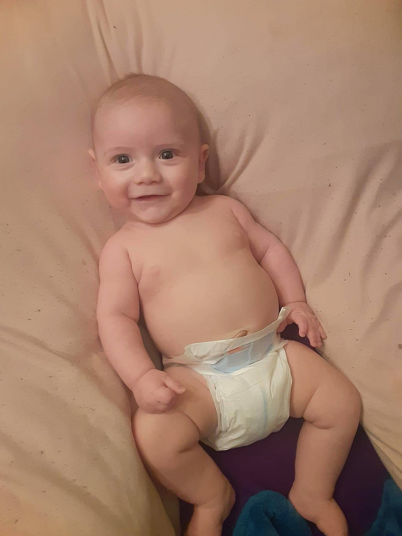 Linkin joined the competition — help win amazing prizes! abdomen, baby, barefoot, cheek, chest, comfort, diaper, finger, foot, happy, human_body, human_leg, iris, joy, knee, person, skin, smile, stomach, thigh