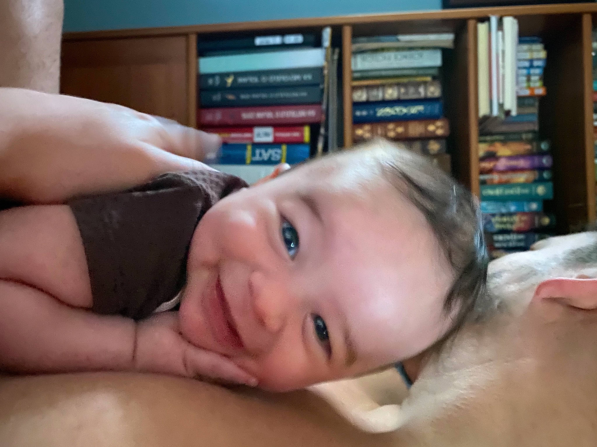 Cannon joined the competition — help win amazing prizes! bookcase, cheek, chin, eye, eyebrow, eyelash, forehead, gesture, hair, hairstyle, head, human_body, iris, joy, lip, mouth, neck, nose, person, shelf