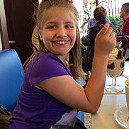 Brooklyn is registered to the contest to win money with this photo: