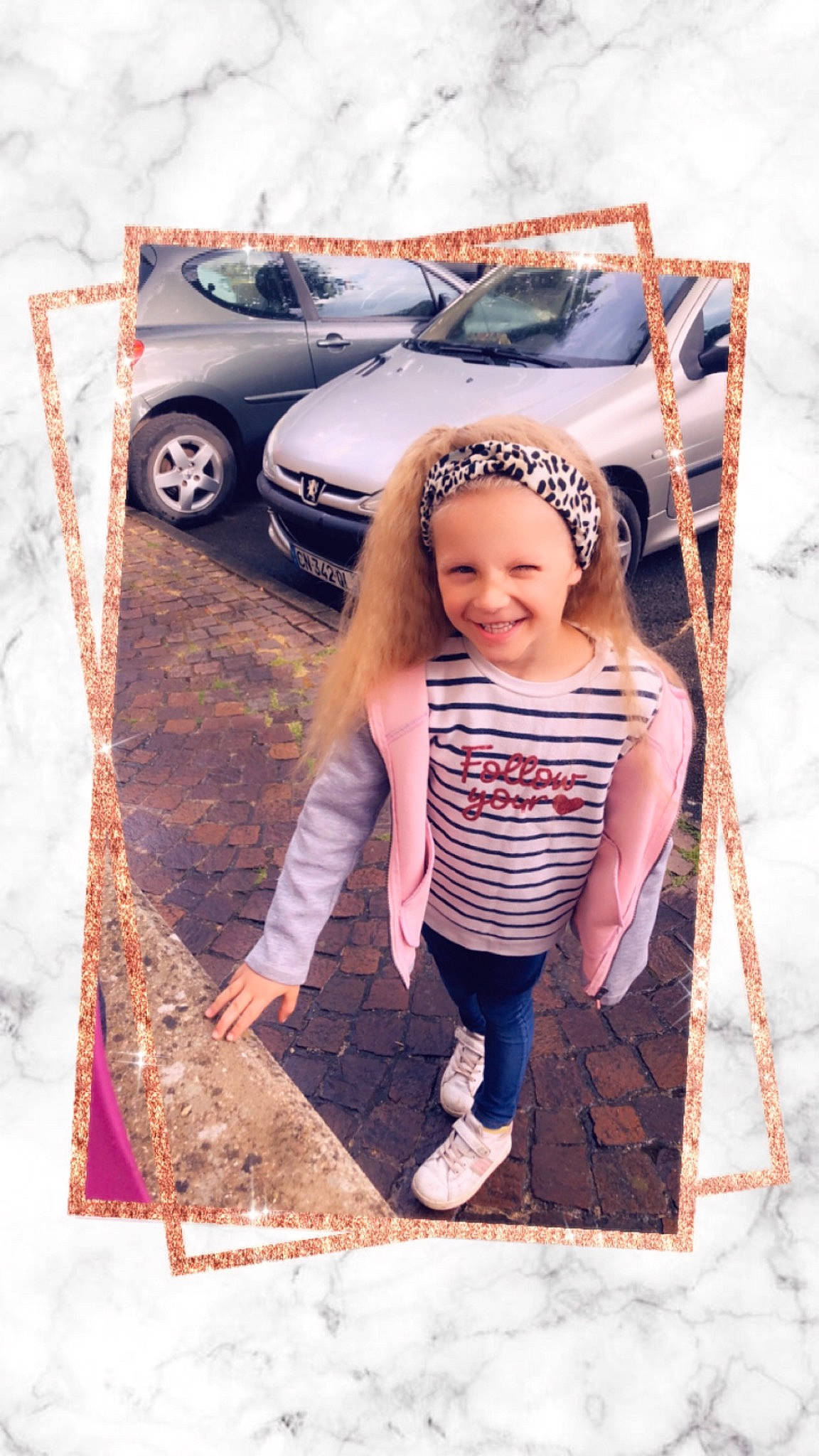 Maylane a rejoint le concours — aidez-le/la à gagner de superbes lots ! automotive_design, automotive_tire, baby_toddler_clothing, car, dress, fun, happy, headwear, hood, jeans, joy, pattern, person, product, sleeve, smile, t_shirt, tints_and_shades, tire, toddler