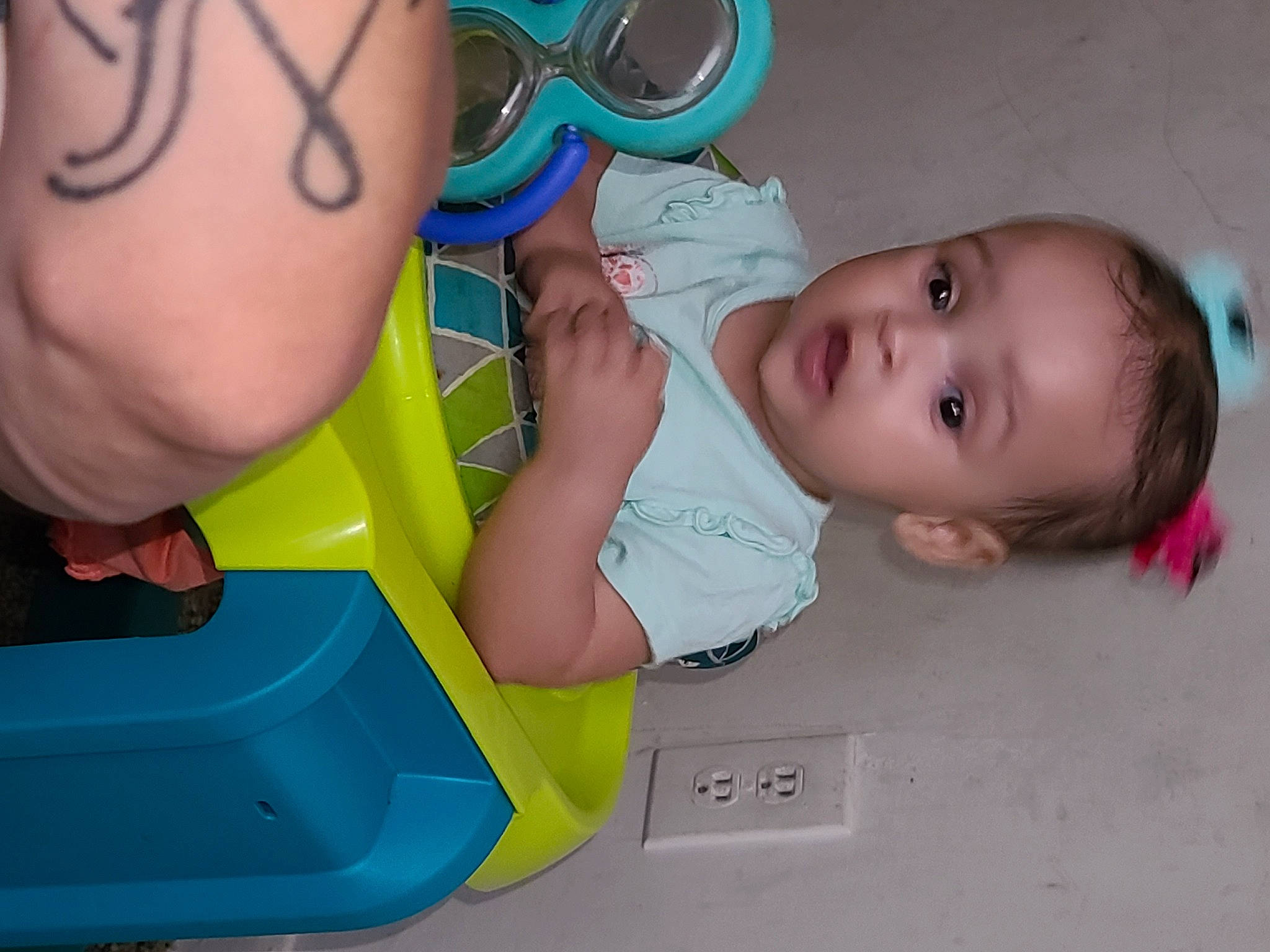 Nia is registered to the contest to win money with this photo: baby, cheek, child, ear, fun, mouth, neck, nose, person, play, skin, surprise, toddler