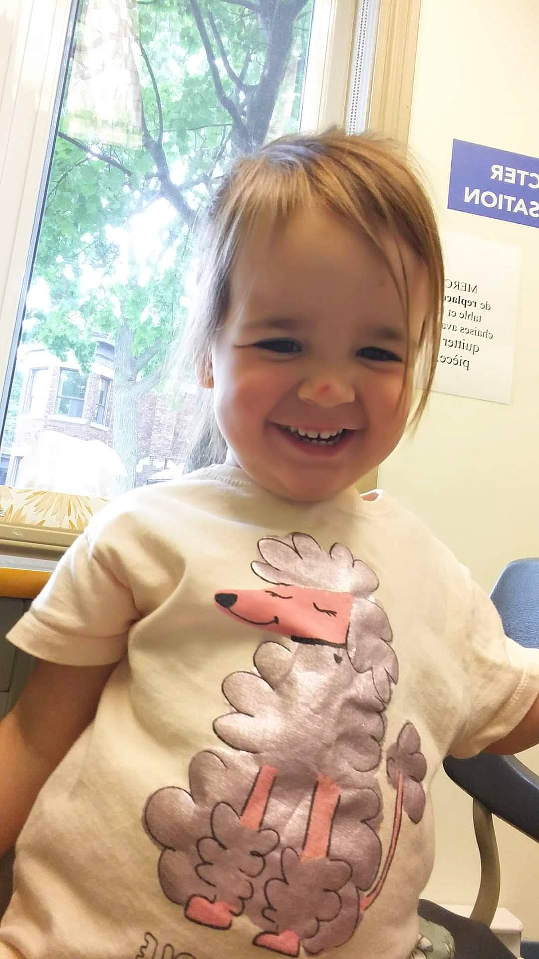 Abby-gaelle participe au concours pour gagner de l'argent avec cette photo : baby, baby_toddler_clothing, cheek, chin, facial_expression, finger, fun, gesture, happy, joy, mammal, neck, nose, person, skin, sleeve, smile, standing, summer, thumb