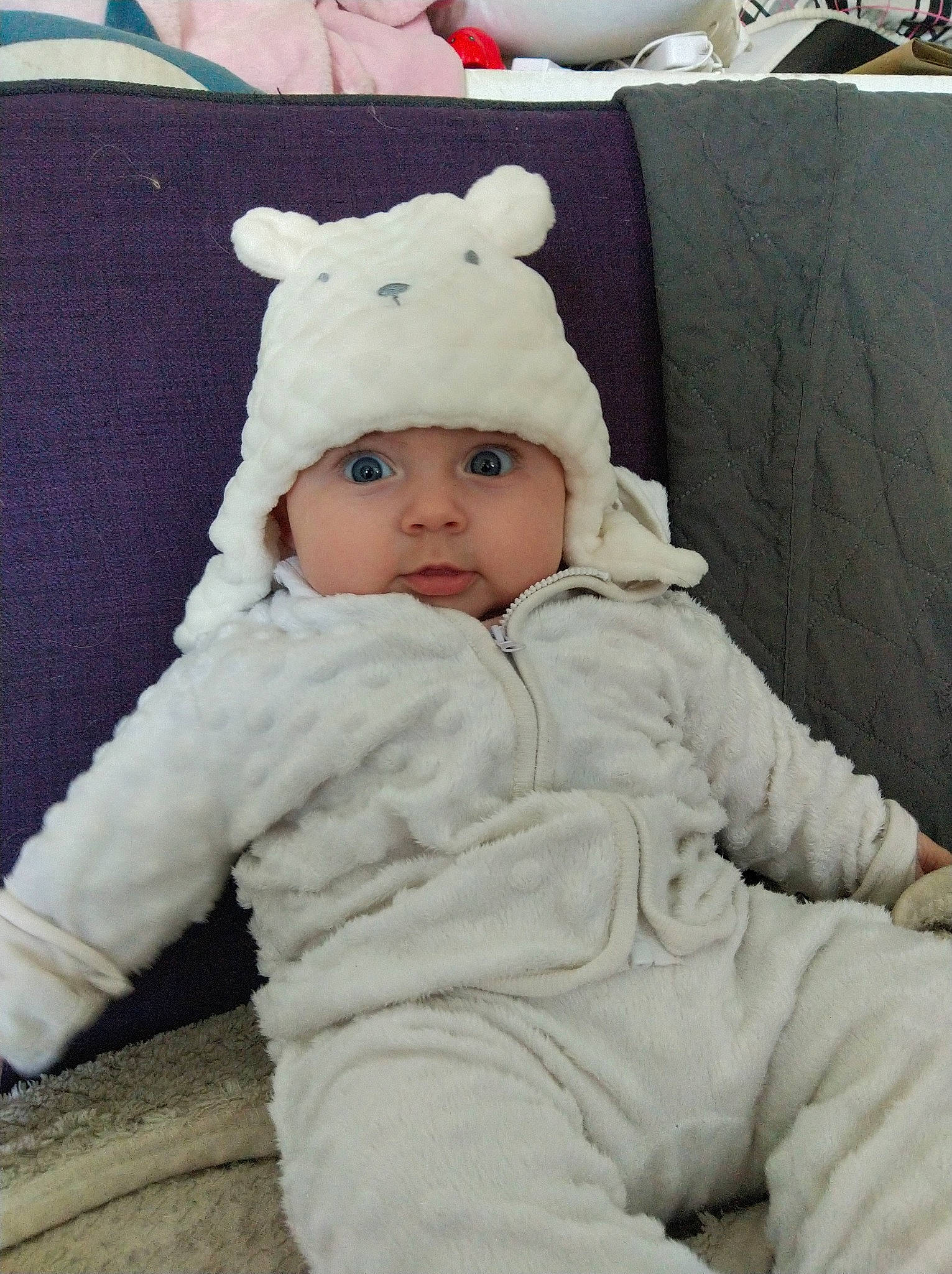 Daria a rejoint le concours — aidez-le/la à gagner de superbes lots ! baby, child, headgear, headwear, person, toddler, wool