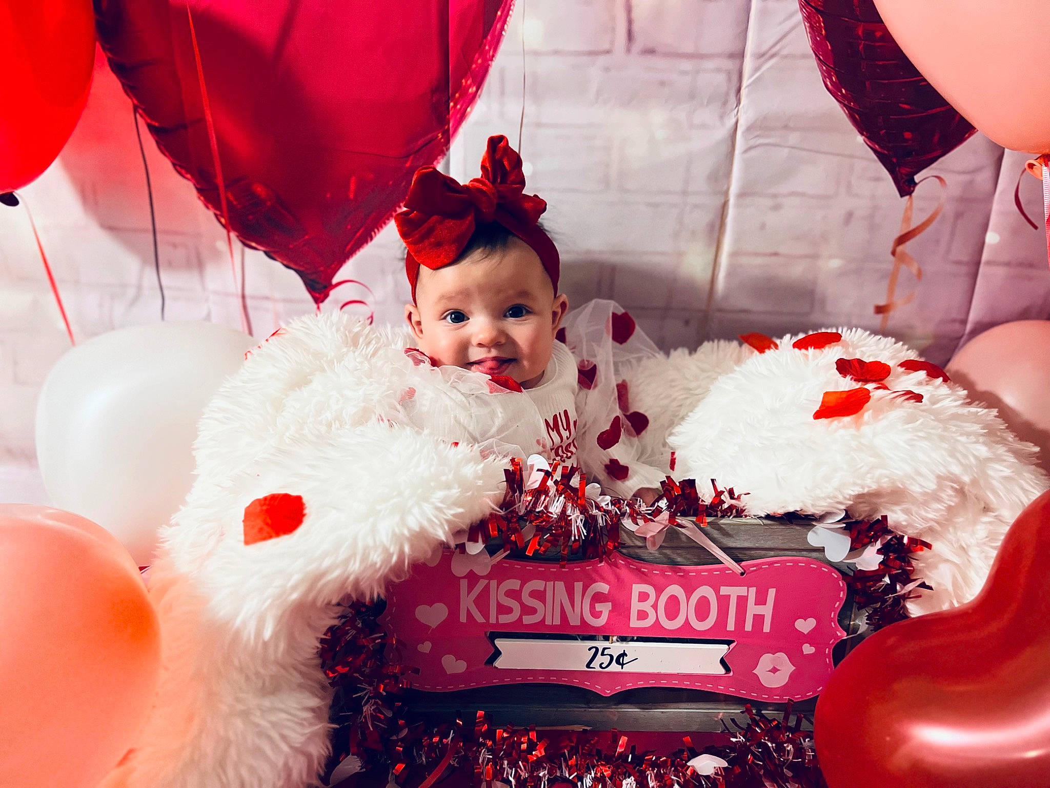 Harmoney joined the competition — help win amazing prizes! baby, baby_toddler_clothing, carmine, child, christmas, christmas_eve, event, fictional_character, fun, happy, holiday, joy, lap, magenta, person, pink, red, santa_claus, smile, sugar_cake