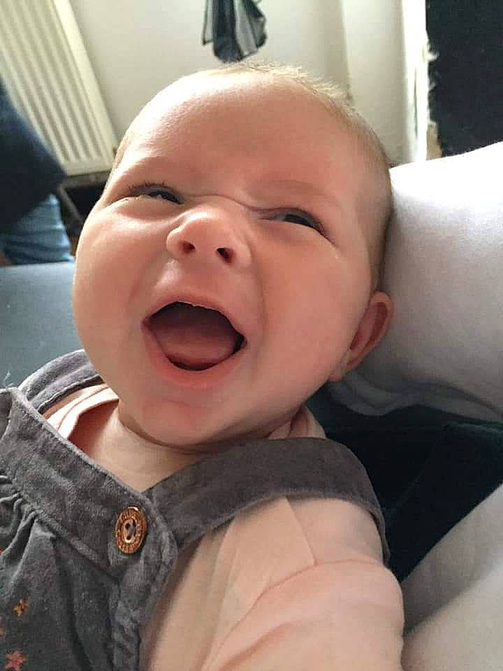 Livya a rejoint le concours — aidez-le/la à gagner de superbes lots ! baby, baby_laughing, baby_making_funny_faces, cheek, child, chin, cool, face, facial_expression, happy, head, laugh, lip, mouth, nose, person, skin, smile, toddler, tongue