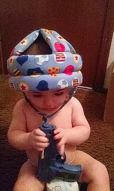 Nikolai is registered to the contest to win money with this photo: art, chest, fictional_character, fun, gesture, happy, hat, head, headgear, headwear, human_body, muscle, party_supply, person, recreation, smile, stuffed_toy, t_shirt, thigh, thumb