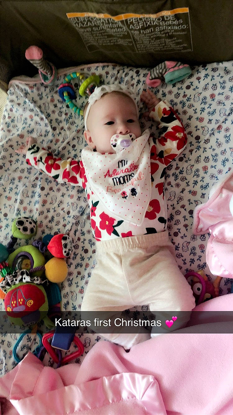 Katara is registered to the contest to win money with this photo: baby, baby_laughing, baby_products, baby_toddler_clothing, cheek, child, daughter, joy, person, smile, toddler