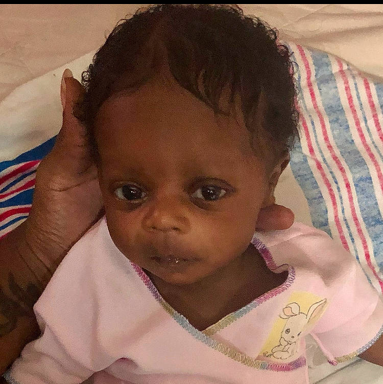 Majestii is registered to the contest to win money with this photo: arm, baby, beauty, cheek, child, chin, close_up, eye, eyebrow, face, facial_expression, forehead, hair, head, human, lip, mouth, nose, person, skin