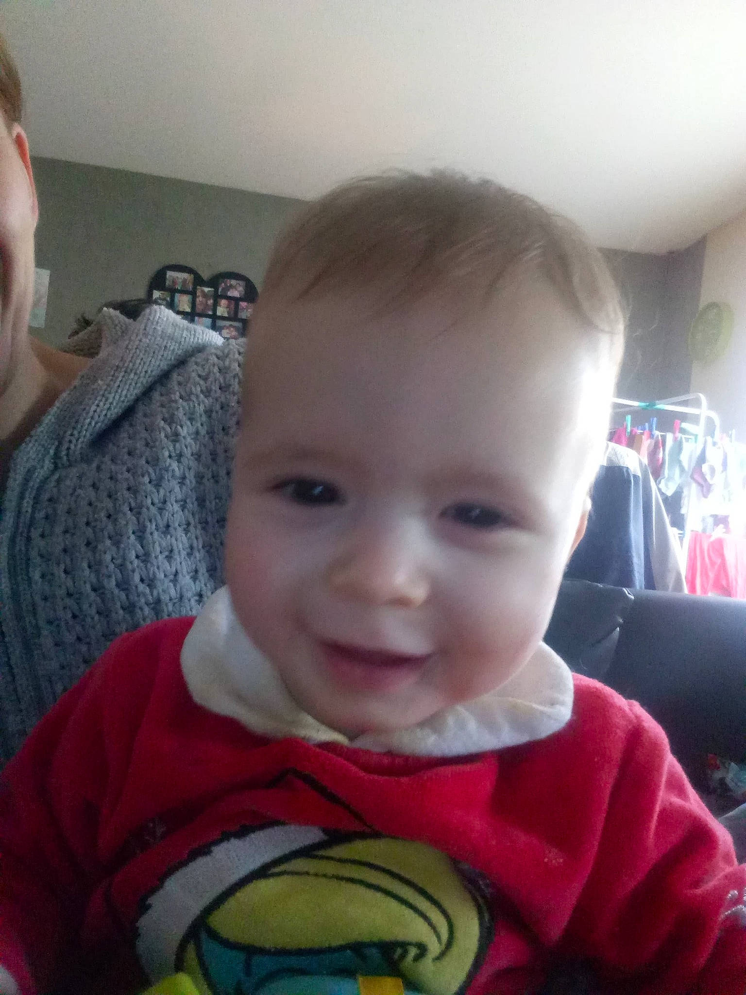 Mia participe au concours pour gagner de l'argent avec cette photo : boy, cheek, child, chin, day, ear, eye, eyebrow, face, forehead, hair, hairstyle, head, infant, joy, lip, nose, person, product, skin