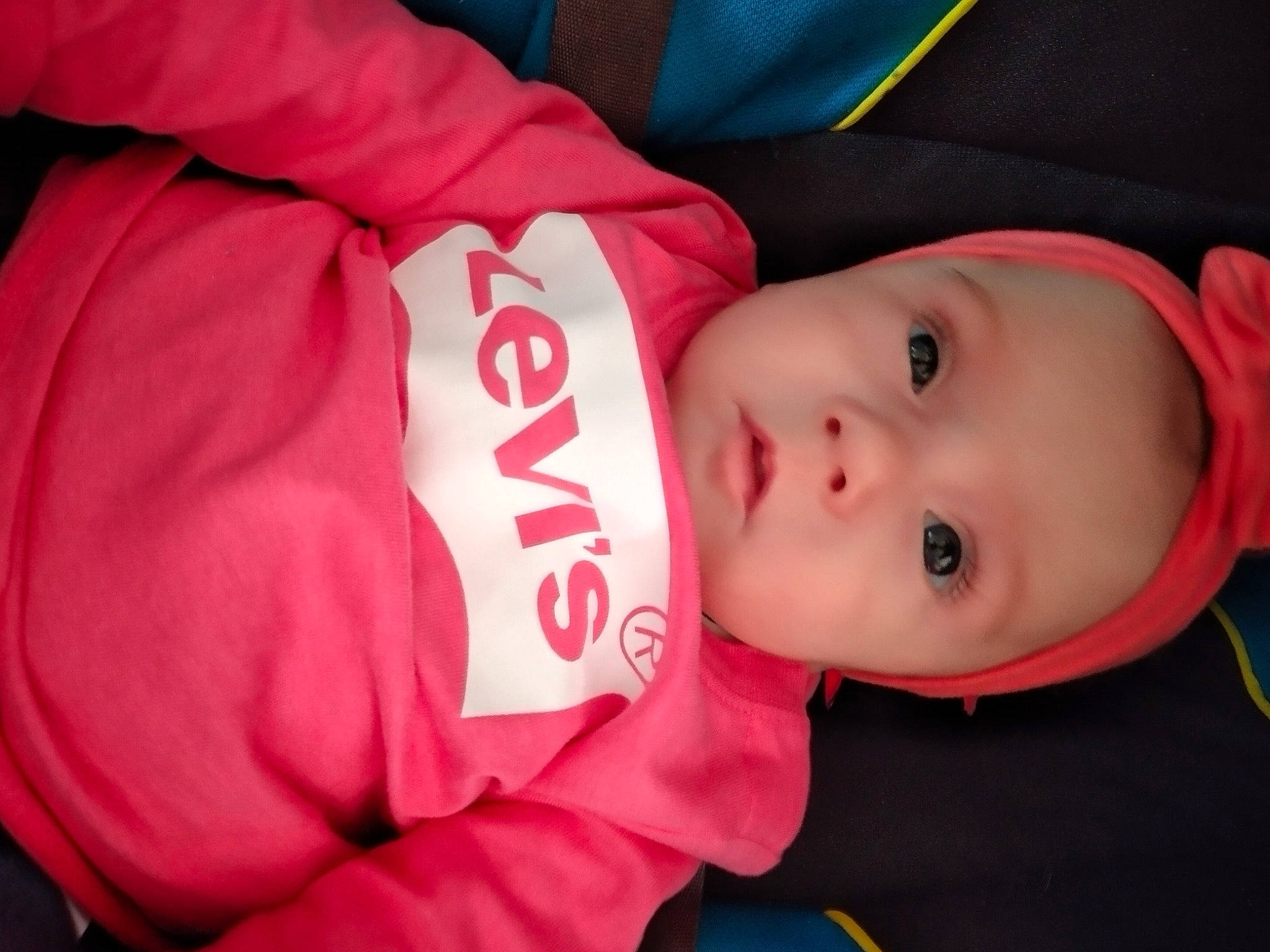 Adèle participe au concours pour gagner de l'argent avec cette photo : baby, cheek, child, eye, headgear, headwear, outerwear, person, pink, skin, toddler