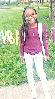 Amaris is registered to the contest to win money with this photo: active_pants, electric_blue, eyewear, fashion_accessory, fun, grass, happy, joy, leisure, long_hair, magenta, neck, person, pink, recreation, sleeve, smile, sportswear, t_shirt, top