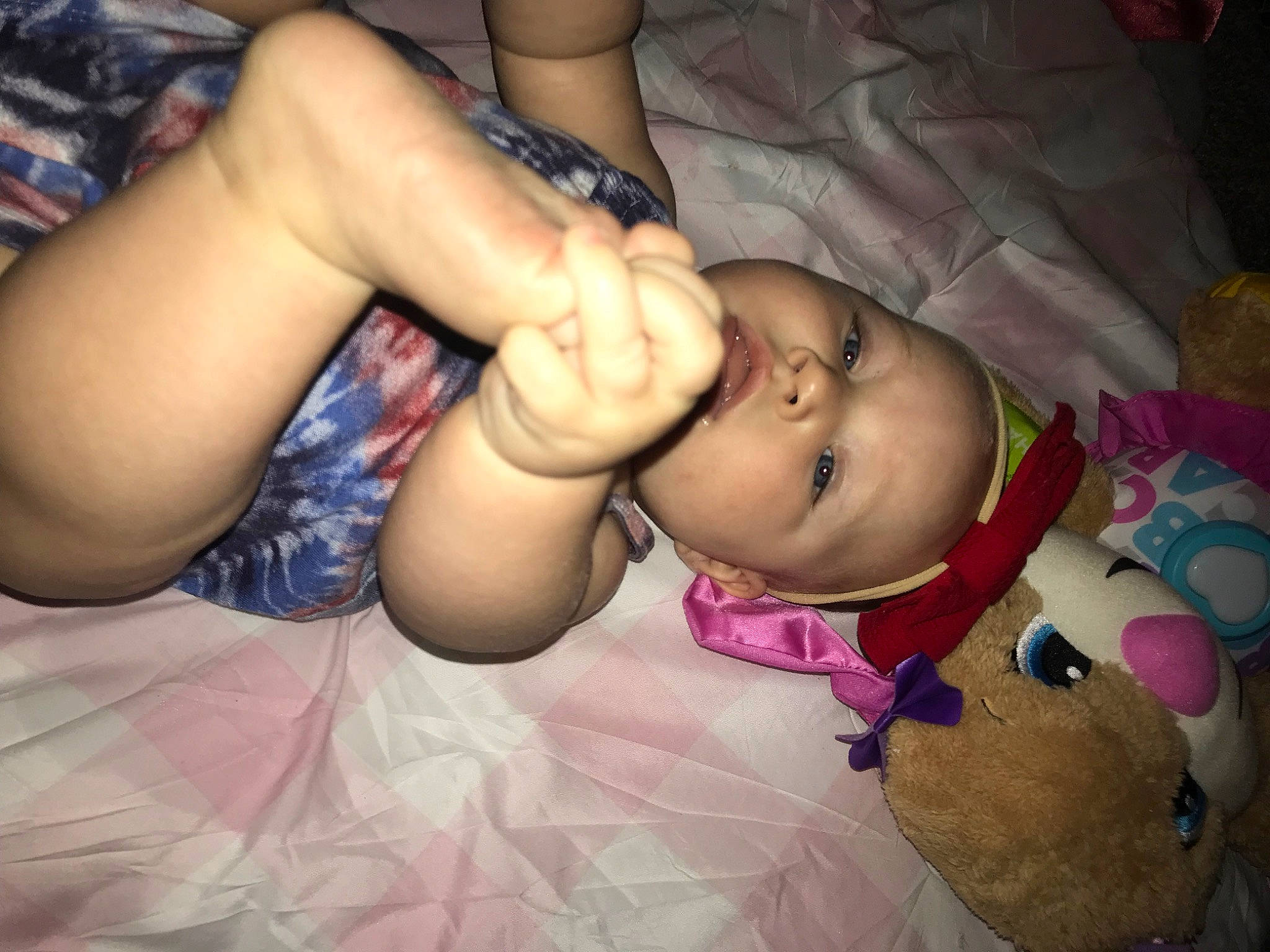 Daisy joined the competition — help win amazing prizes! arm, cheek, eye, eyebrow, eyelash, face, finger, gesture, hairstyle, hand, head, headwear, human_body, iris, lip, mouth, muscle, nose, person, pink