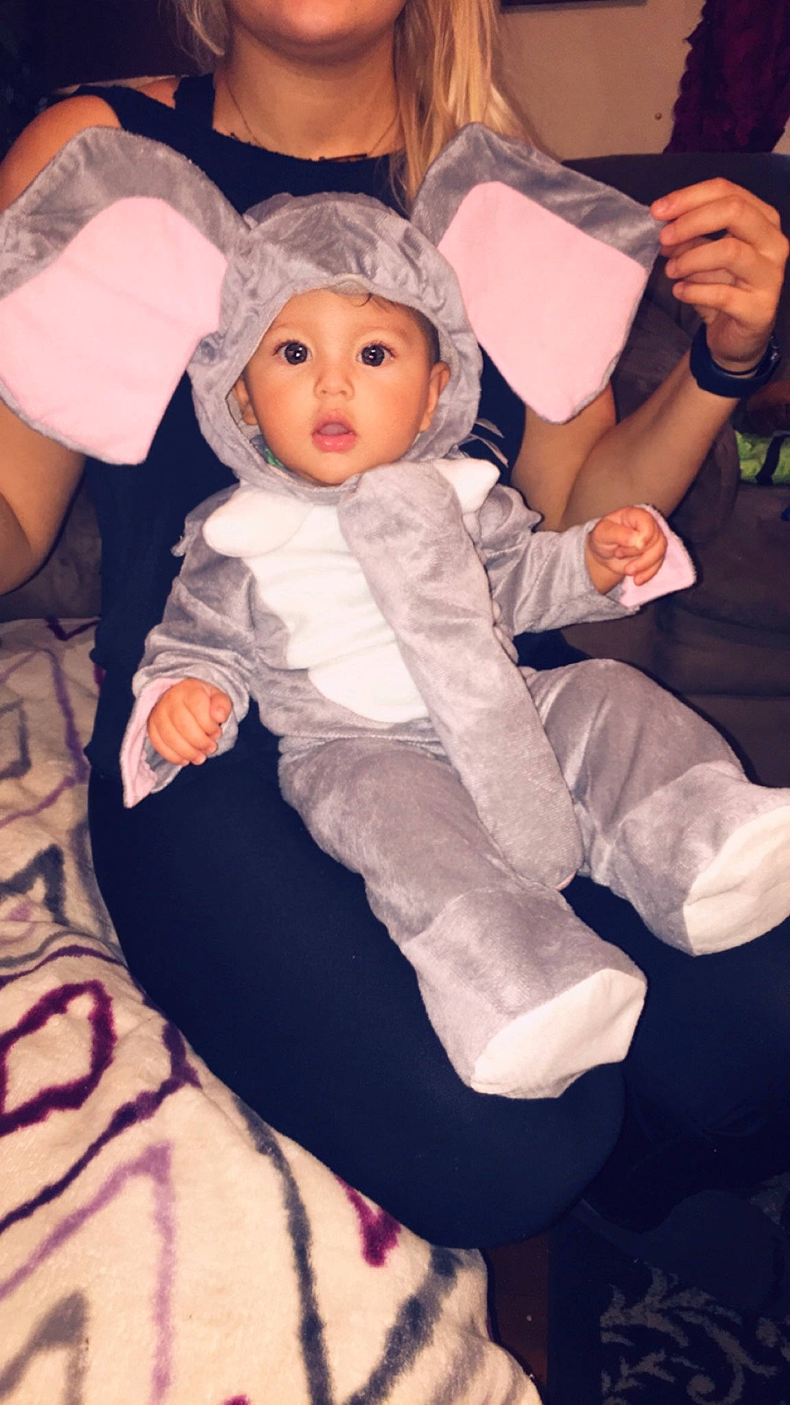 Collins is registered to the contest to win money with this photo: arm, baby, child, ear, head, leg, person, pink, skin, surprise, toddler