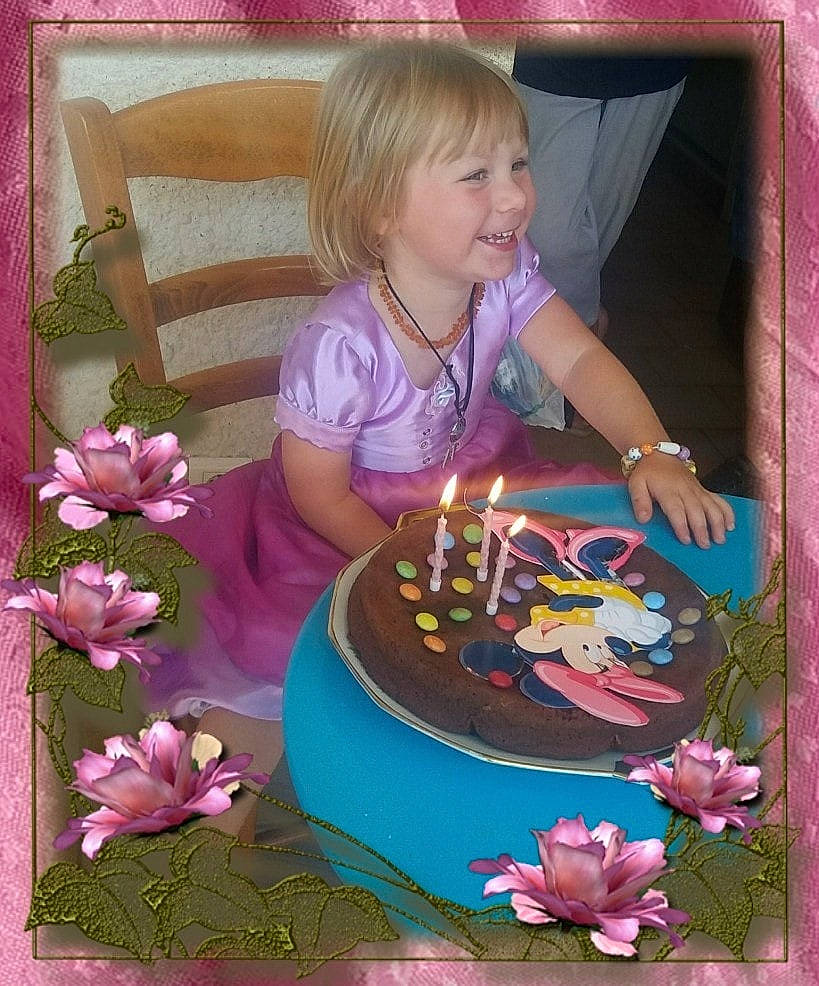 Léa Michèle a rejoint le concours — aidez-le/la à gagner de superbes lots ! baked_goods, birthday, birthday_cake, buttercream, cake, cake_decorating, child, fondant, icing, joy, pasteles, person, sugar_cake, sugar_paste, toddler