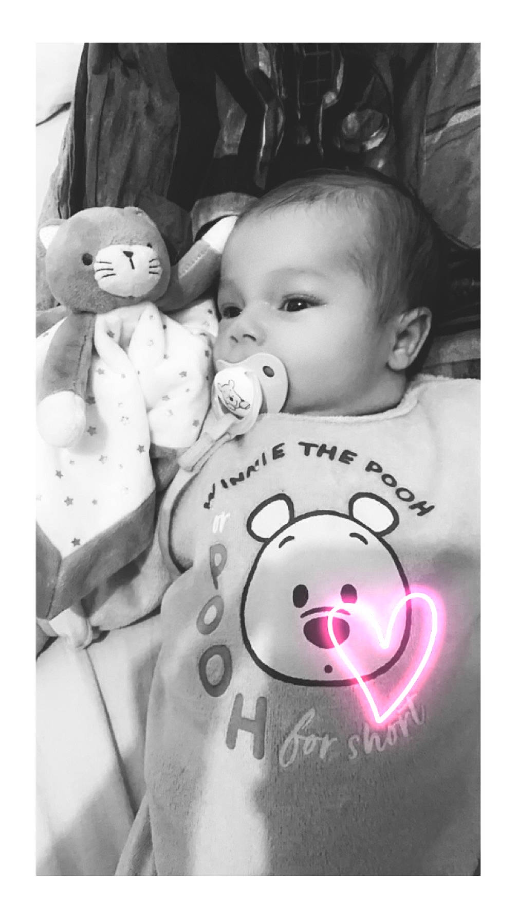 Alessio participe au concours pour gagner de l'argent avec cette photo : baby, baby_toddler_clothing, black, cheek, child, chin, eyelash, friendship, happy, lip, mammal, mouth, nose, person, photograph, skin, snapshot, toddler, toy, vertebrate