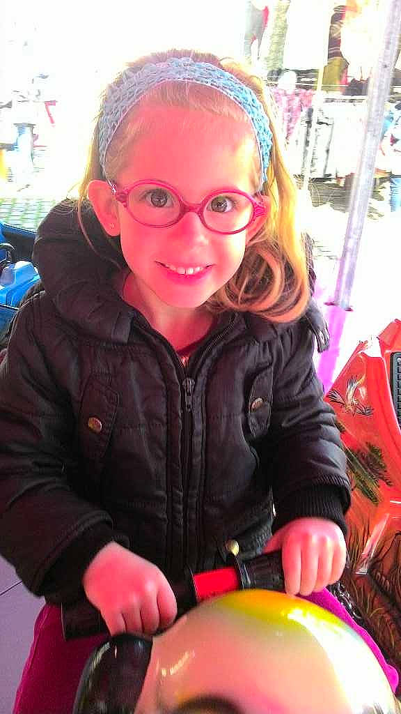 Tina participe au concours pour gagner de l'argent avec cette photo :