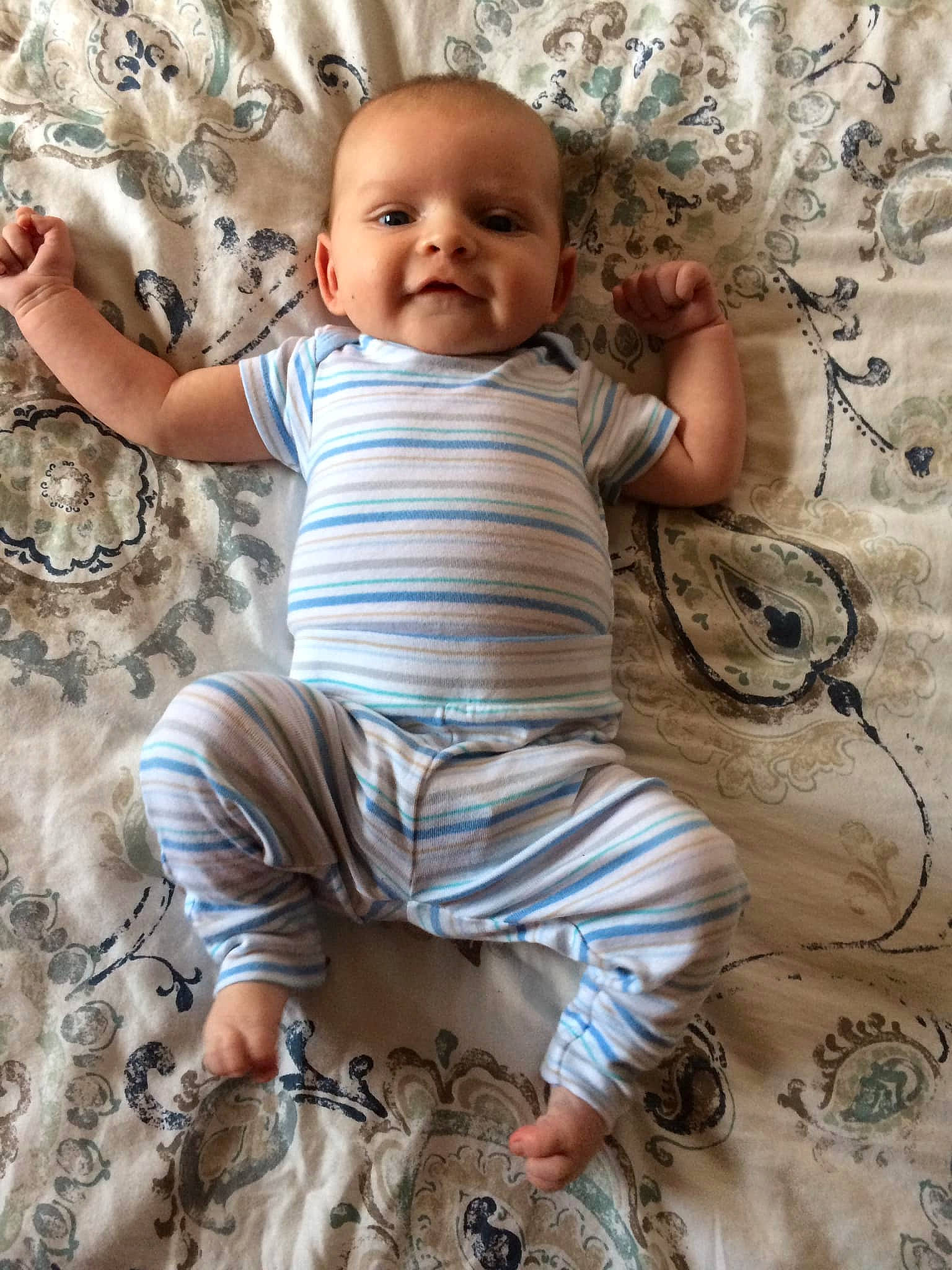 Hazeleigh is registered to the contest to win money with this photo: baby, child, fun, person, smile, toddler