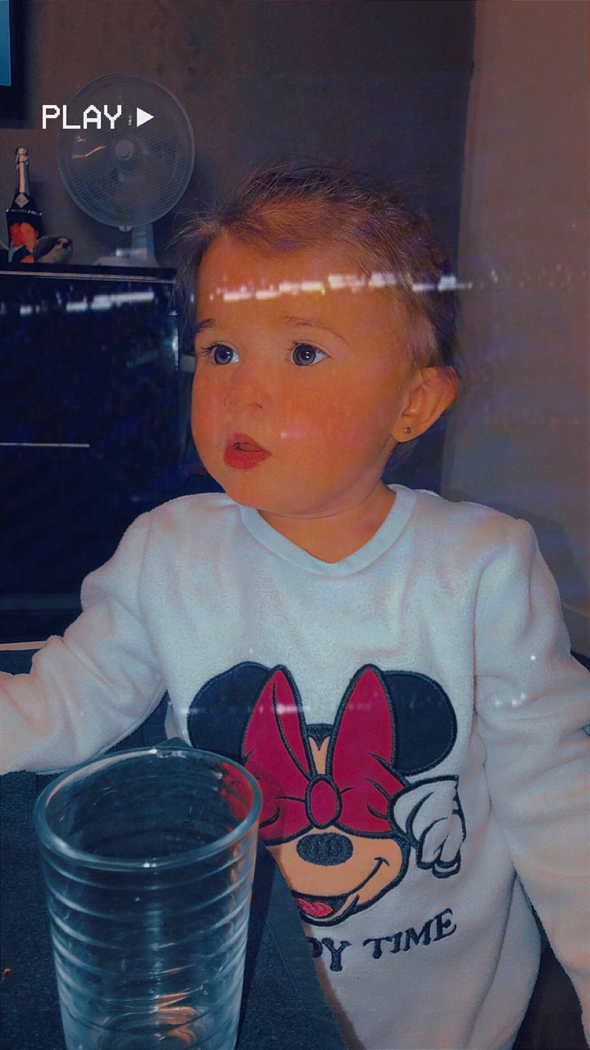 Sokayna participe au concours pour gagner de l'argent avec cette photo : baby_toddler_clothing, cheek, child, chin, cool, cup, drink, drinkware, ear, eyelash, fun, hairstyle, happy, mouth, nose, organ, person, sleeve, t_shirt, toddler