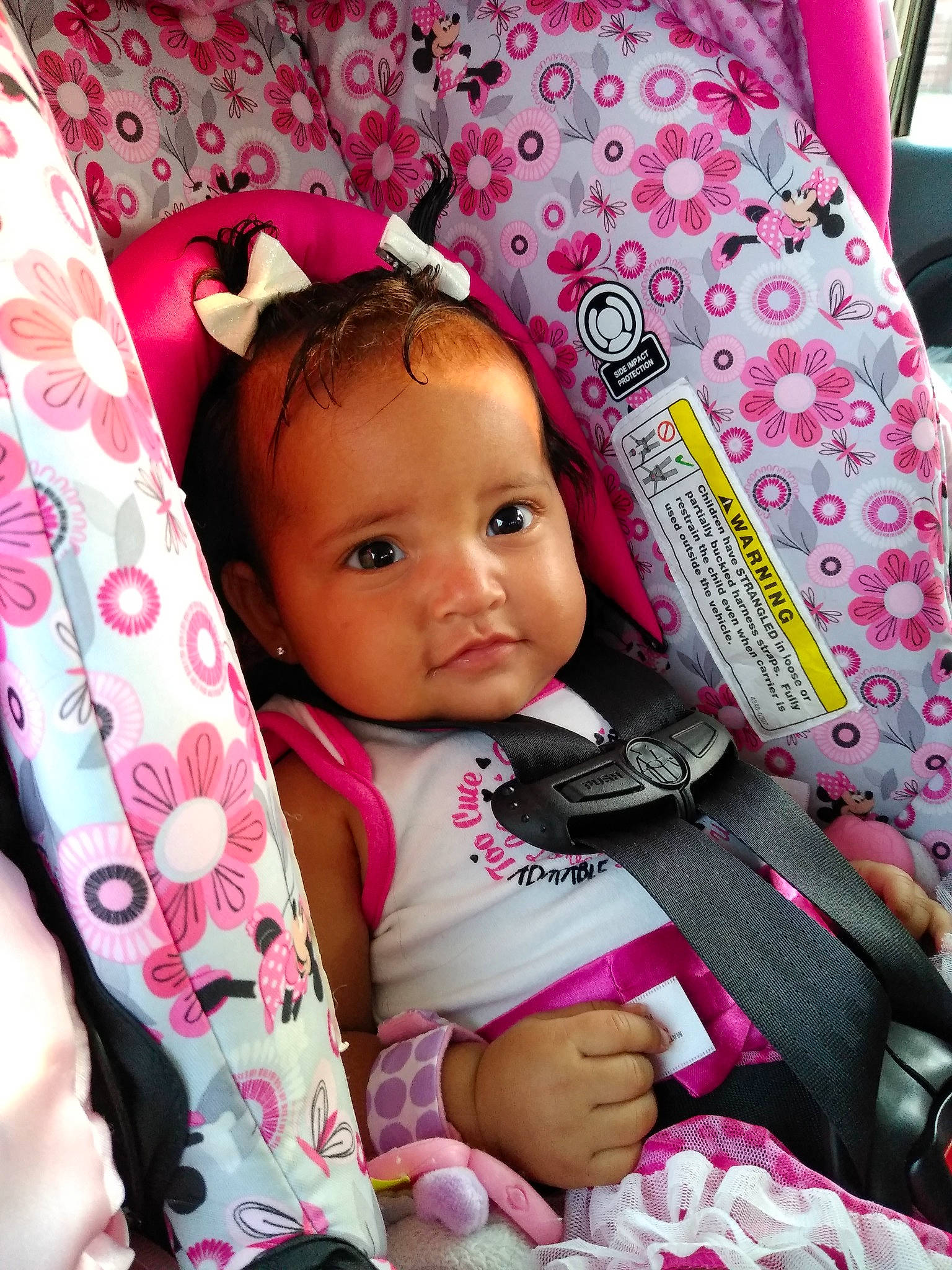 Yuliana is registered to the contest to win money with this photo: baby, baby_carriage, baby_products, car_seat, cheek, child, person, pink, product, skin, textile, toddler