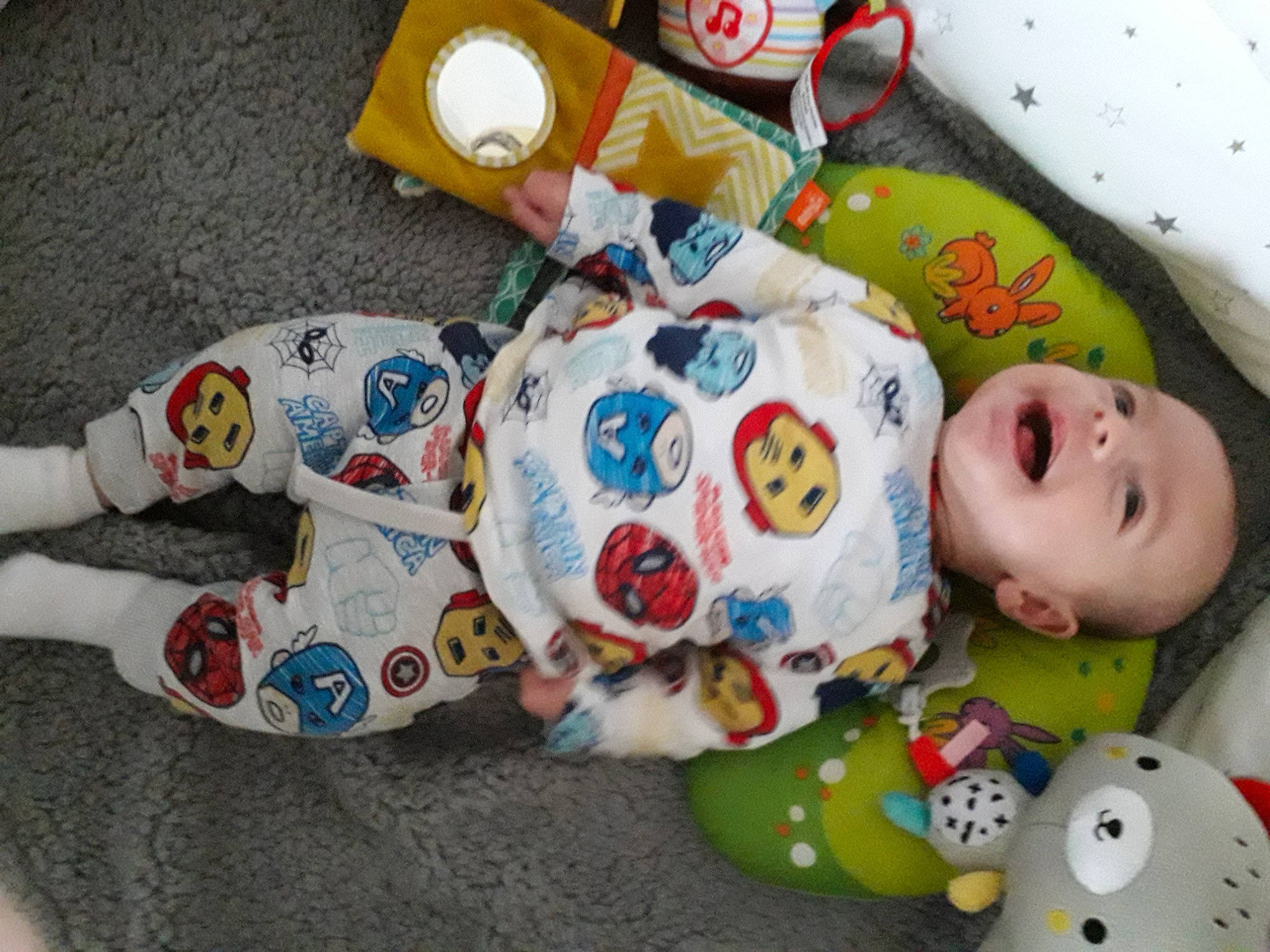 Juliann a rejoint le concours — aidez-le/la à gagner de superbes lots ! art, baby, baby_products, baby_toddler_clothing, baby_toys, carmine, child, doll, flooring, head, linens, person, plastic, play, plush, room, stuffed_toy, textile, toddler, toy