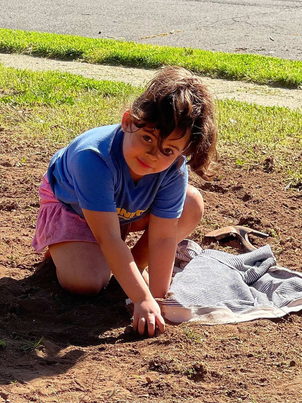 Shayla joined the competition — help win amazing prizes! agriculture, boot, child, field, fun, grass, grass_family, grassland, happy, human_leg, knee, landscape, leisure, people_in_nature, person, recreation, sitting, soil, sunglasses, t_shirt