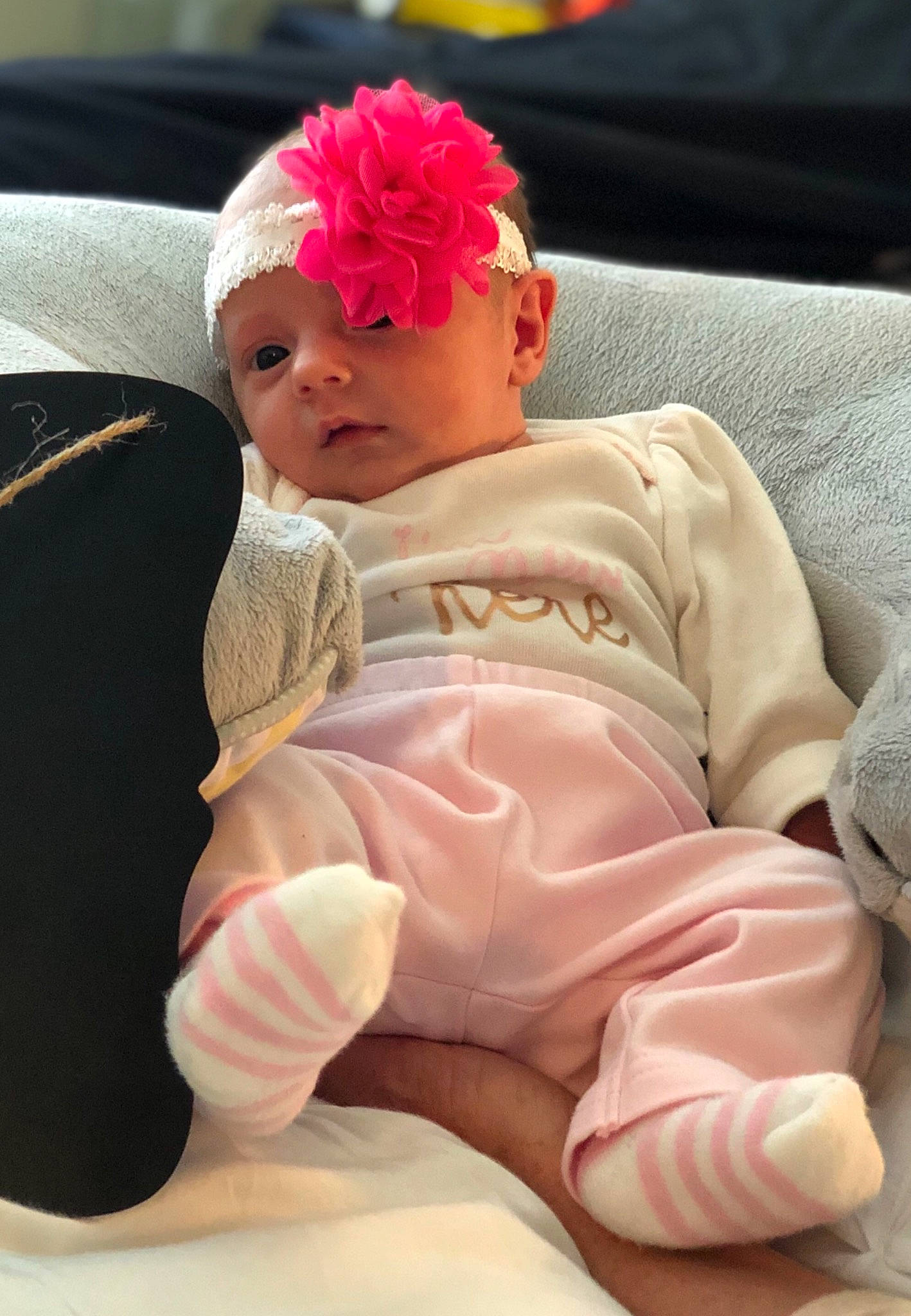 Emiliah is registered to the contest to win money with this photo: child, girl, hair_accessory, headgear, infant, person, pink, product, skin, textile, toddler