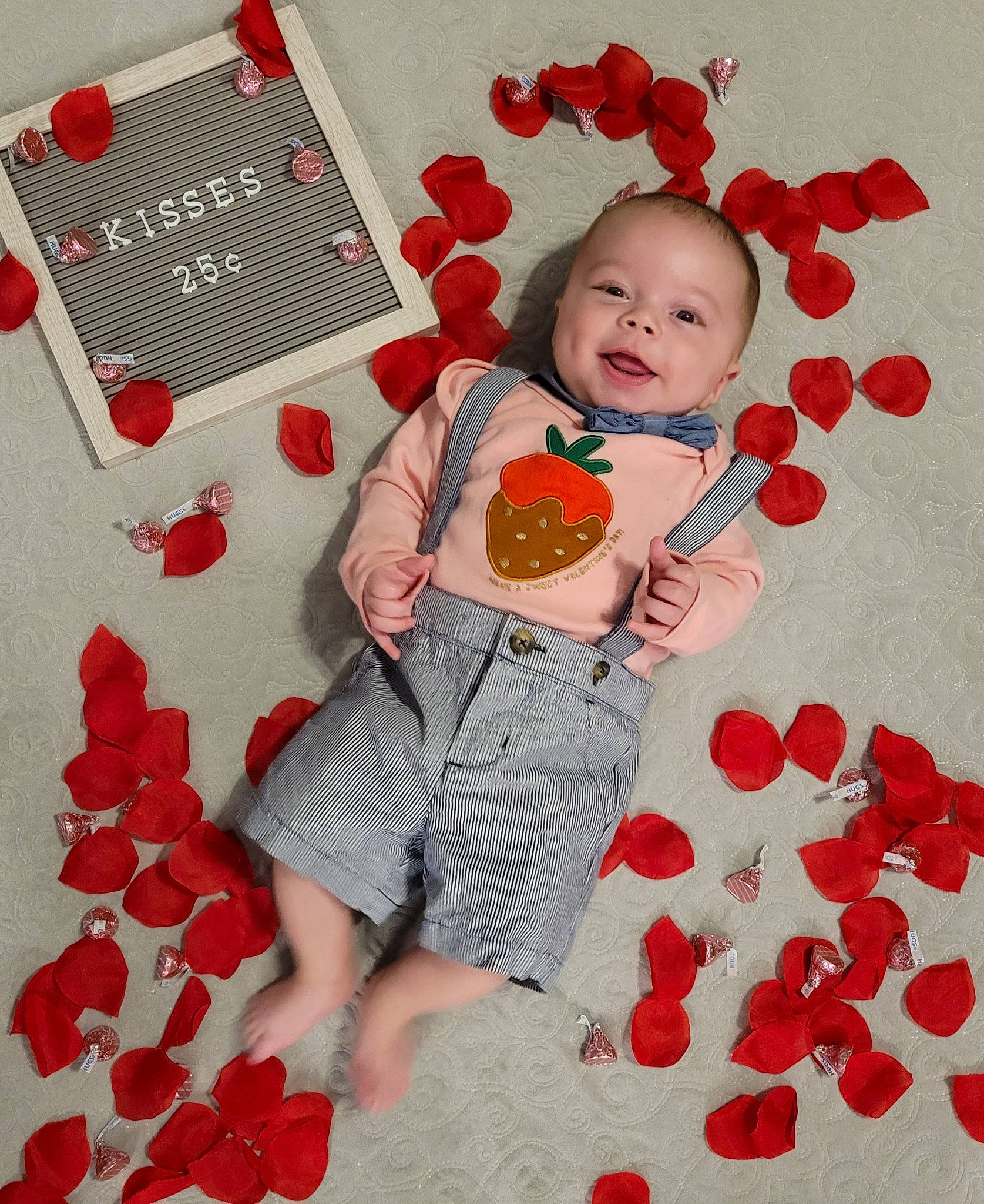 Cypher is registered to the contest to win money with this photo: art, baby, baby_toddler_clothing, child, font, fruit, hand, happy, illustration, orange, pattern, person, petal, pink, plant, product, red, smile, textile, toddler