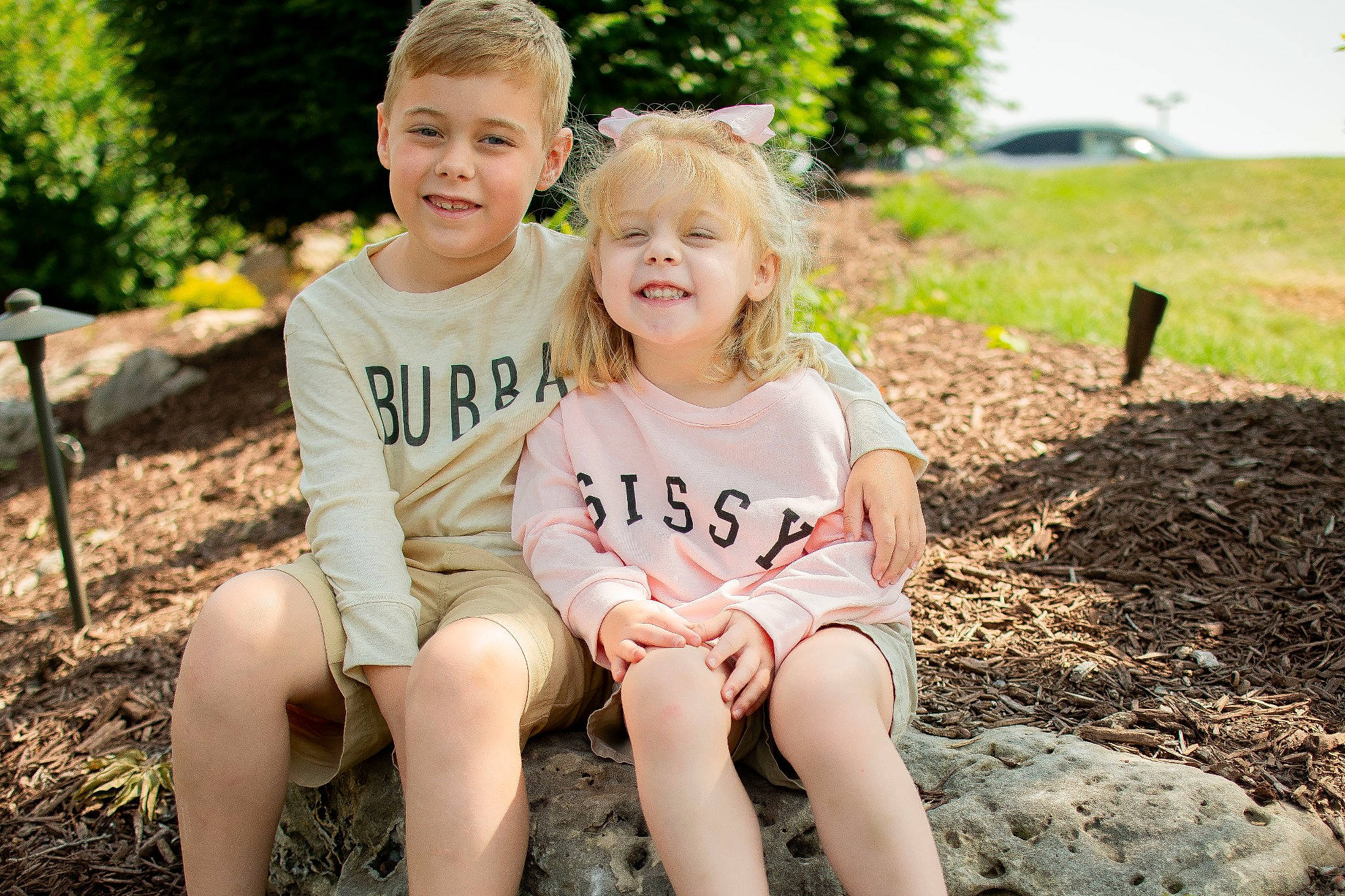 Kendall joined the competition — help win amazing prizes! adaptation, child, eye, face, family_taking_photos_together, flash_photography, grass, grass_family, happy, joy, leaf, leisure, nature, people, people_in_nature, person, plant, smile, sunlight, t_shirt