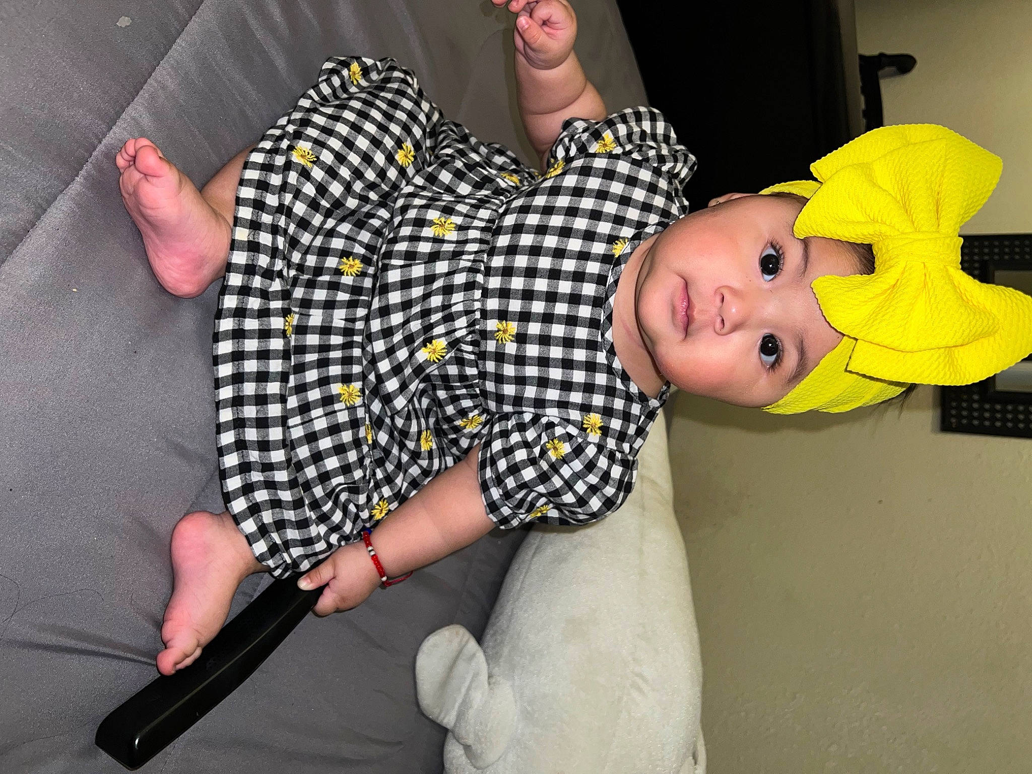 Perliy joined the competition — help win amazing prizes! baby, baby_products, baby_toddler_clothing, comfort, dress_shirt, elbow, finger, fun, gesture, headwear, human_leg, knee, microphone, pattern, person, plaid, sleeve, tartan, thigh, thumb