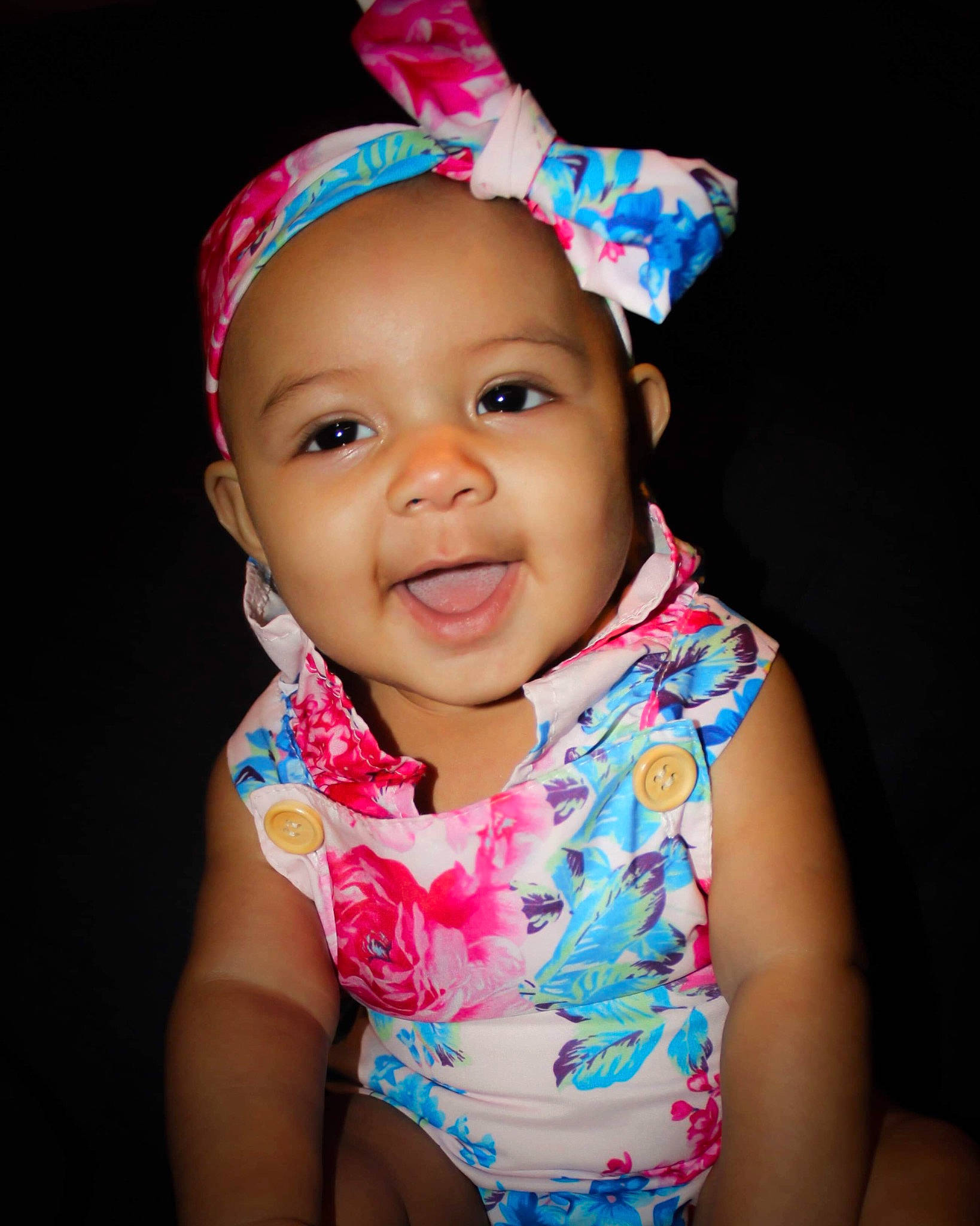 Peyton is registered to the contest to win money with this photo: baby, baby_toddler_clothing, beauty, blue, cheek, child, child_model, clothing, face, fashion_accessory, hair_accessory, happy, head, headgear, iris, lip, person, pink, skin, smile