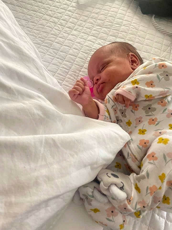 Jesselyn joined the competition — help win amazing prizes! baby, baby_products, baby_safety, baby_sleeping, baby_toddler_clothing, bedding, bedtime, child, comfort, linens, nap, pattern, person, room, sleep, toddler