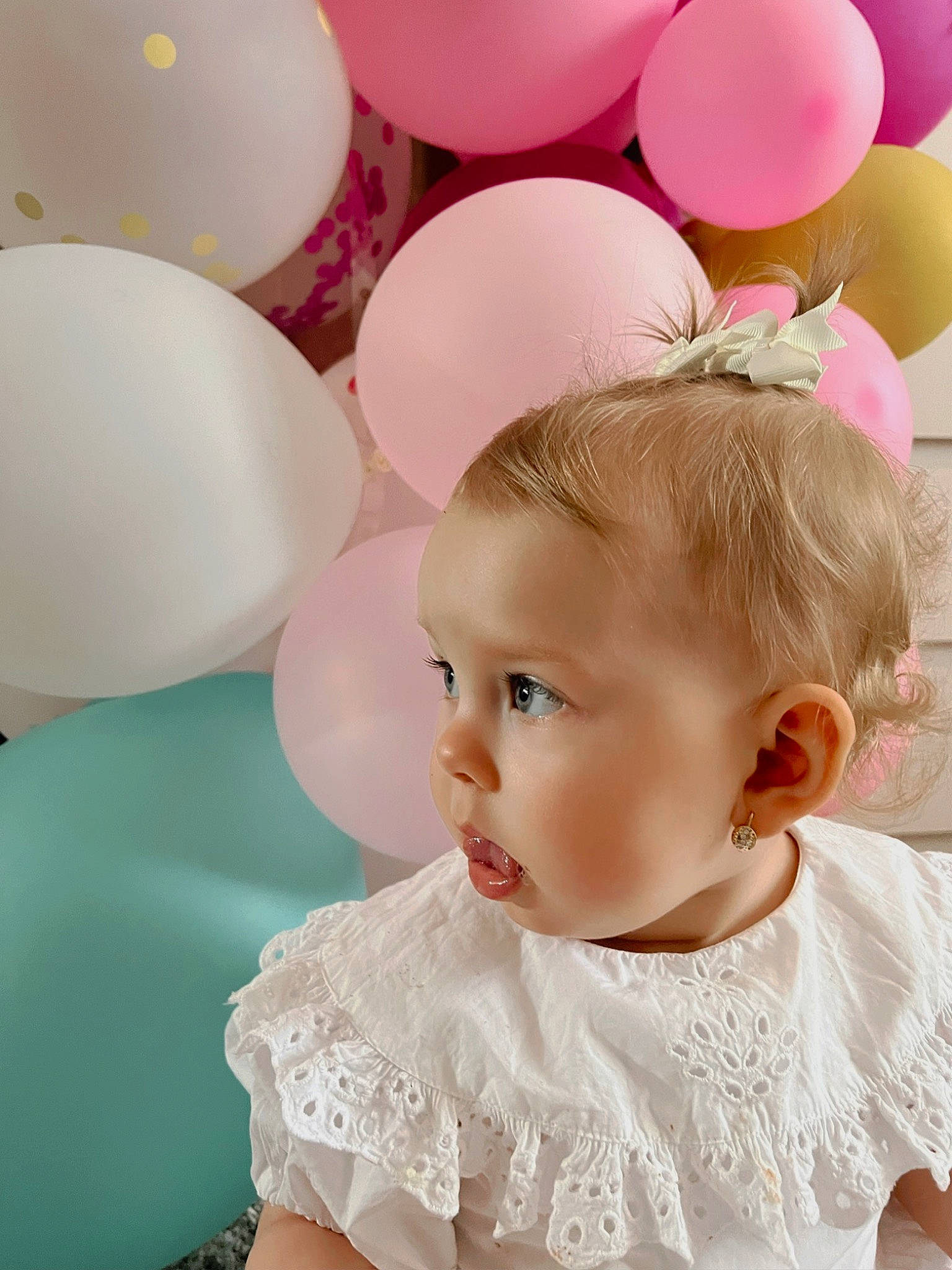 Lara is registered to the contest to win money with this photo: baby, baby_toddler_clothing, balloon, beauty, bridal_accessory, child, dress, event, fashion_accessory, fun, happy, headpiece, magenta, party_supply, peach, person, petal, photograph, pink, toddler