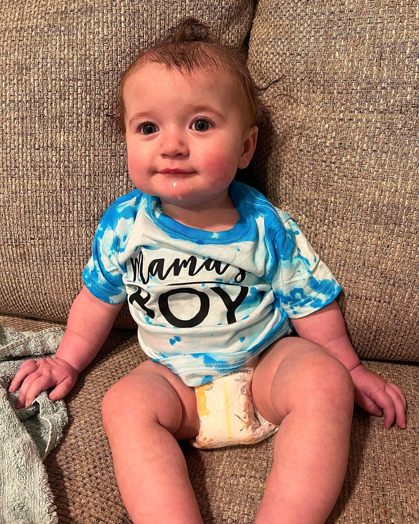 Alex is registered to the contest to win money with this photo: azure, baby, baby_toddler_clothing, cheek, eye, face, hair, happy, head, human_body, iris, leg, lip, mouth, neck, nose, organ, person, skin, sleeve