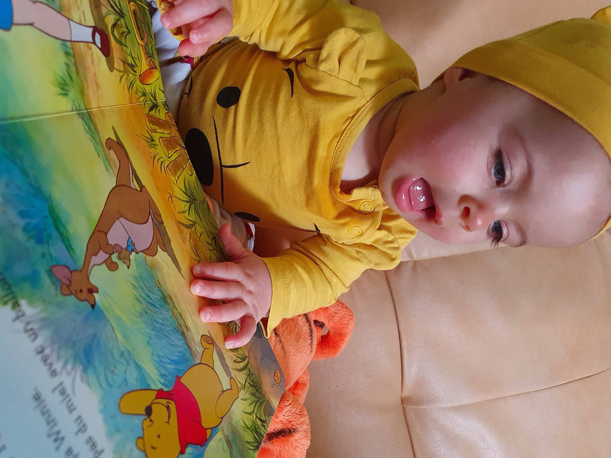 Ayana participe au concours pour gagner de l'argent avec cette photo : baby, child, peach, person, toddler, yellow