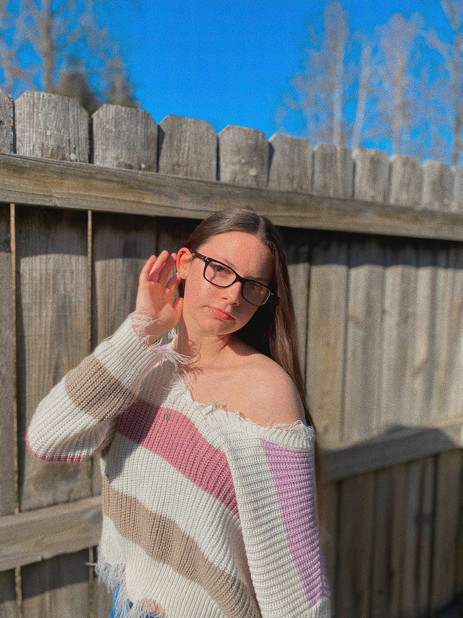 Haley is registered to the contest to win money with this photo: beauty, blond, blue, dress, eye, eyewear, glasses, joint, lip, person, photo_shoot, photography, pink, shoulder, skin, summer, sunglasses, textile, tree, vacation