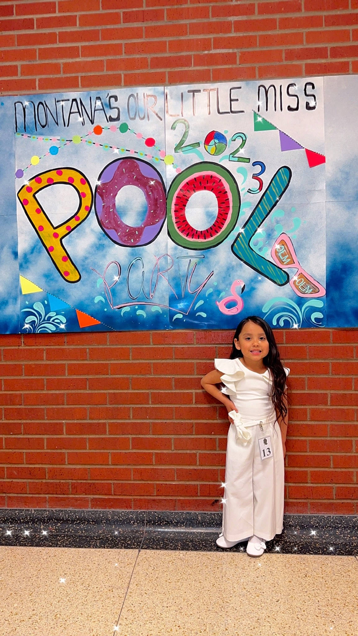 Aziyah is registered to the contest to win money with this photo: advertising, art, beauty, brick, facade, font, graffiti, graphics, handwriting, happy, joy, magenta, mural, pattern, person, pink, smile, snapshot, street, street_art